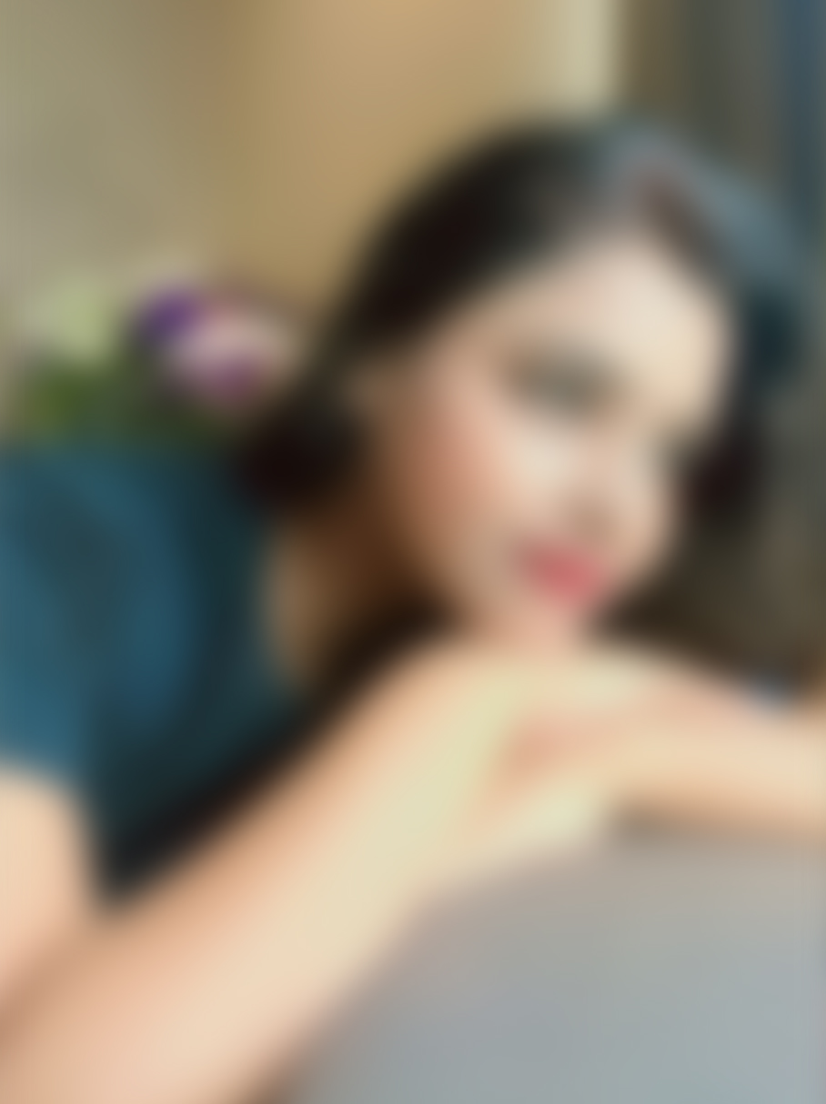 Escort Service aliganj